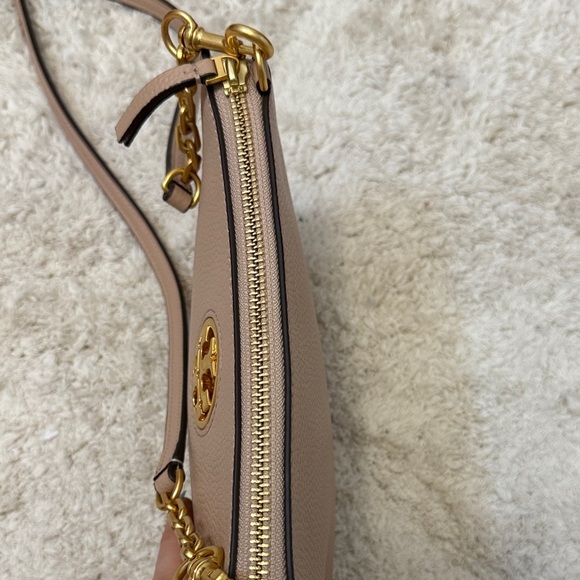 NWOT Tory Burch Carson Zip Top Crossbody - Picture 7 of 9